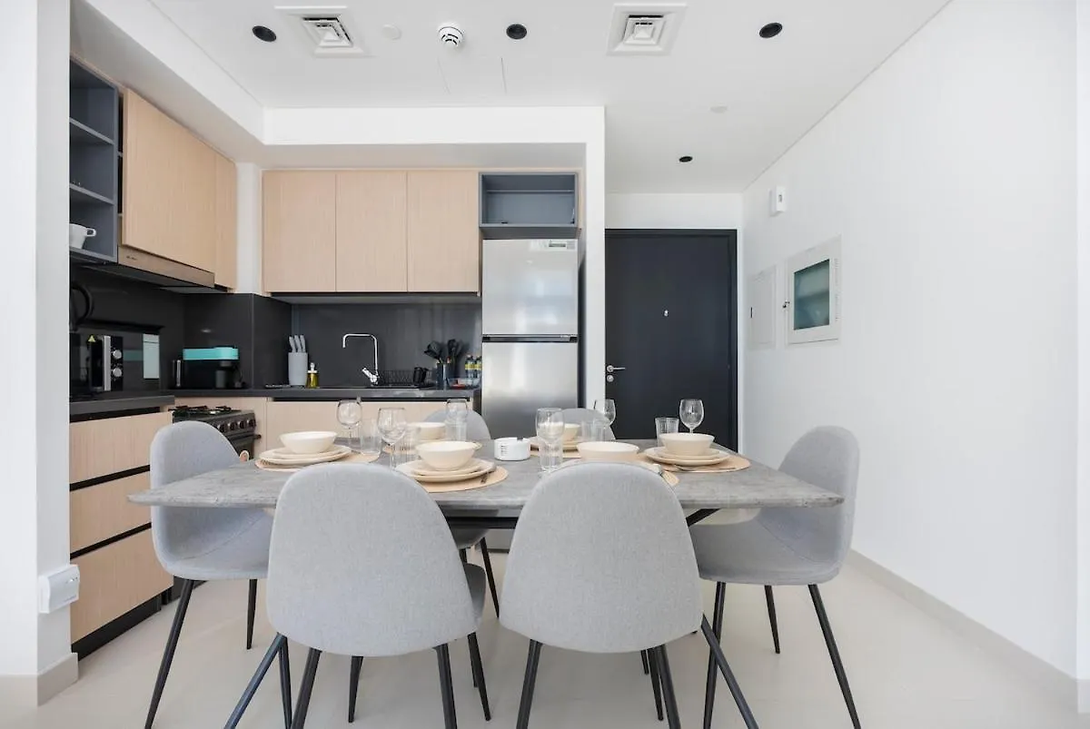 Sleep 4 In The Center Of Downtown Apartment Dubai United Arab Emirates