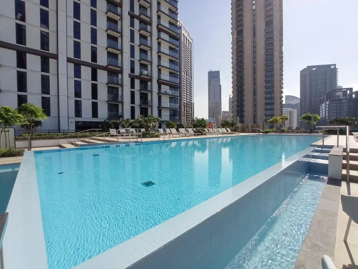 Sleep 4 In The Center Of Downtown Apartment Dubai