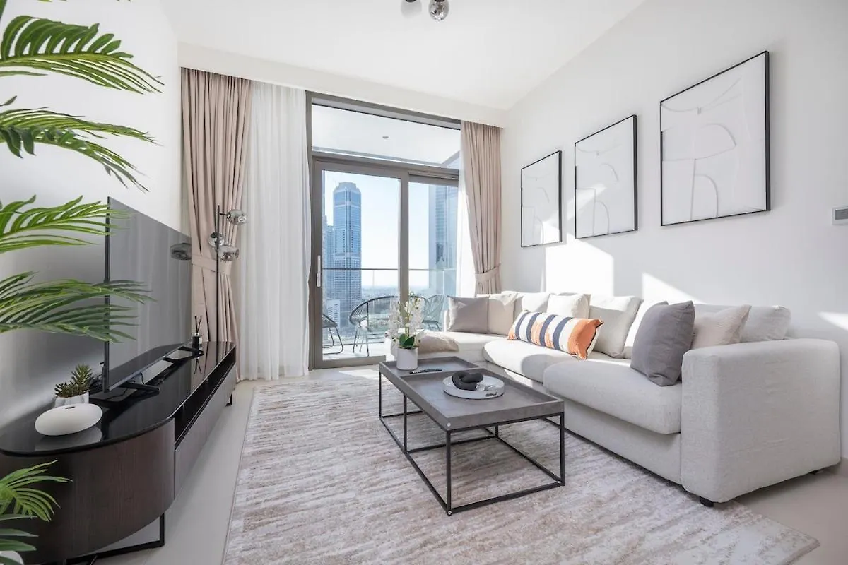 Sleep 4 In The Center Of Downtown Apartment Dubai